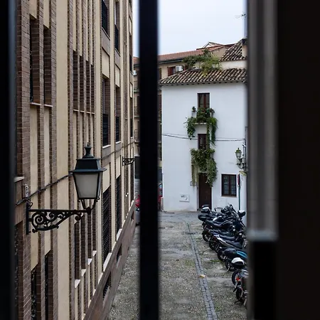Estudio Centrico En Santa Lucia Apartment Granada