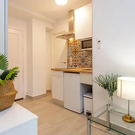 Estudio Centrico En Santa Lucia Granada